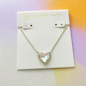 Kendra Scott Ari Heart Gold Pendant Necklace Dichroic Glass New